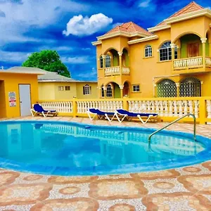 3* بيت ضيافة Eagle's Nest