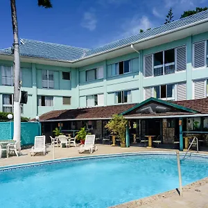 Doctors Cave Hotel